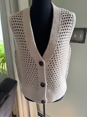 Women's Beige Open-Knit Buttoned Sweater Vest